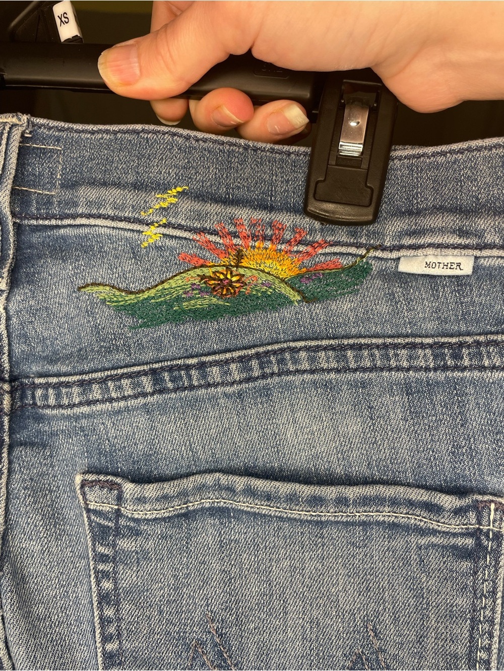 MOTHER Limited Edition Mid Rise Dazzler Ankle I Wet My Plants Embroidered Jeans - Picture 4 of 12